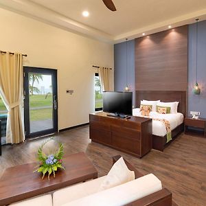Sea View Chalet